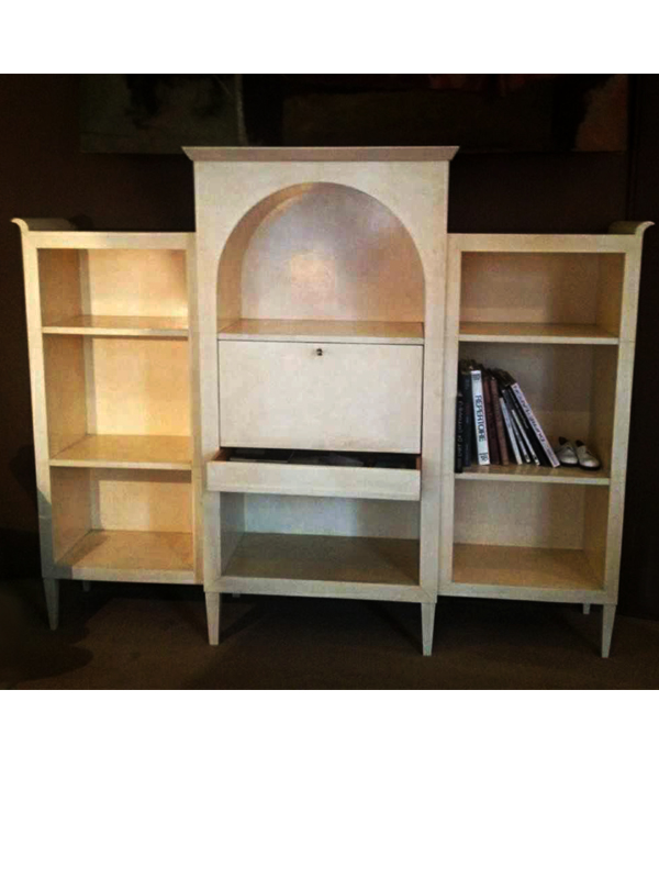 Libreria in pergamena  Bookshelf in parchment